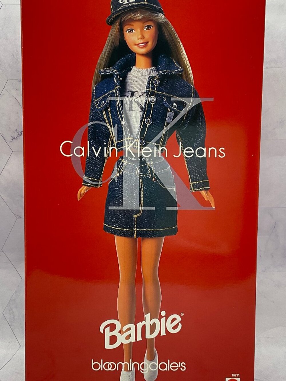 1996 Calvin Klein Jeans Barbie Doll Bloomingdales LE Mattel 16211 NRFB, SDB